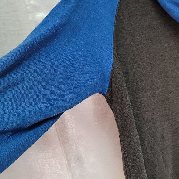 Maverick Sweatshirt Size XS - Picture 4 of 7